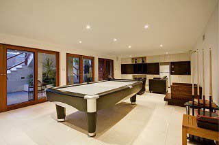 Professional pool table movers in Dayton